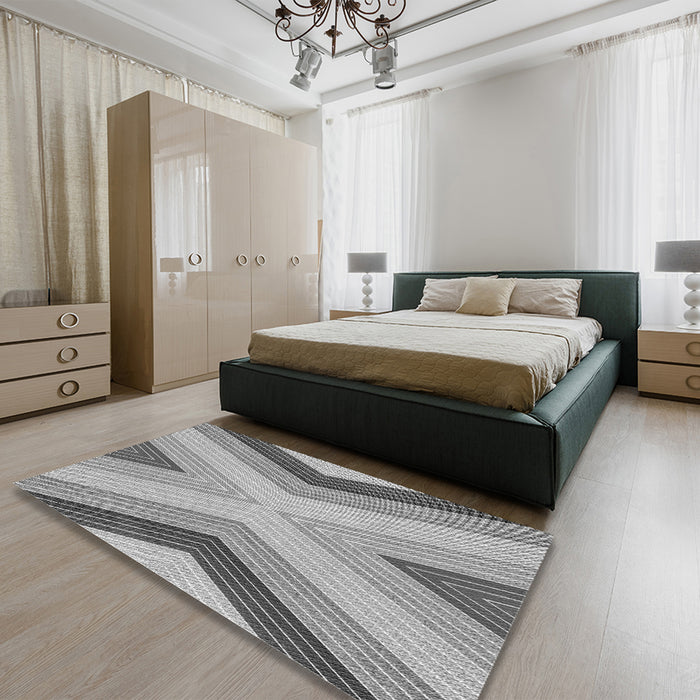 Round Machine Washable Transitional Silver Gray Rug in a Office, wshpat1501gry