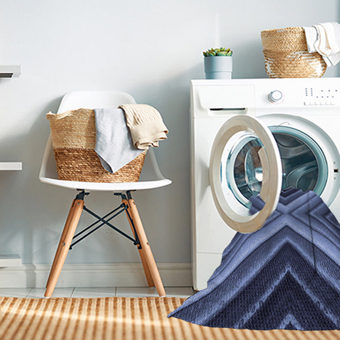 Machine Washable Transitional Blue Rug in a Washing Machine, wshpat1503blu