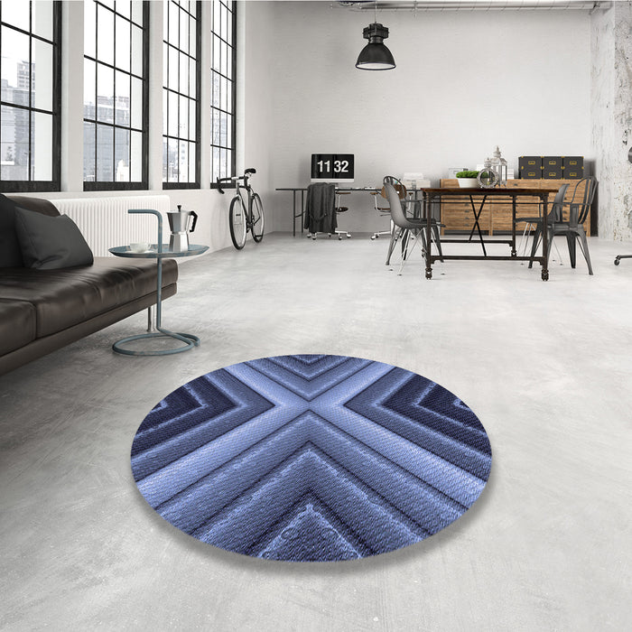 Round Patterned Blue Rug in a Office, pat1503blu