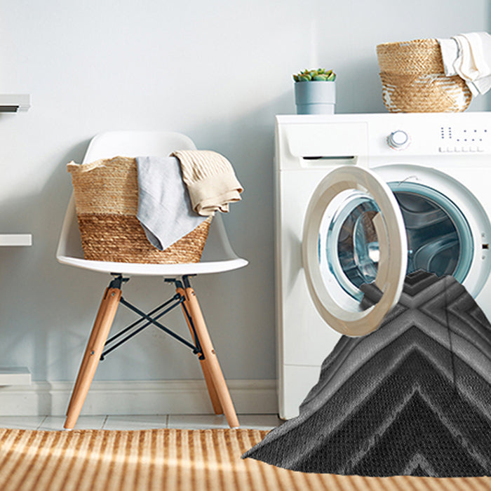 Machine Washable Transitional Gray Rug in a Washing Machine, wshpat1503gry