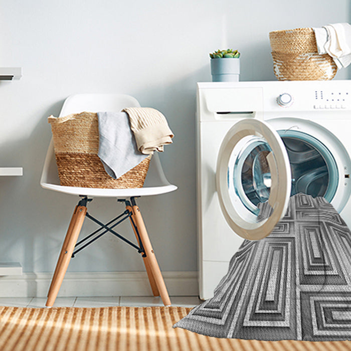 Machine Washable Transitional Platinum Silver Gray Rug in a Washing Machine, wshpat1504gry