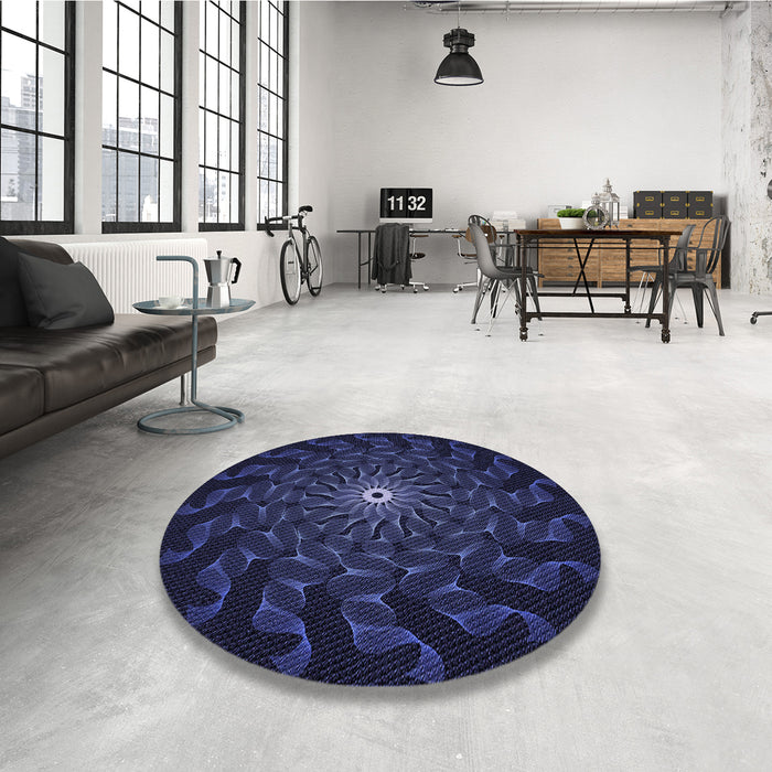 Round Patterned Night Blue Rug in a Office, pat151blu