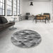 Round Patterned Gray Rug in a Office, pat1511gry