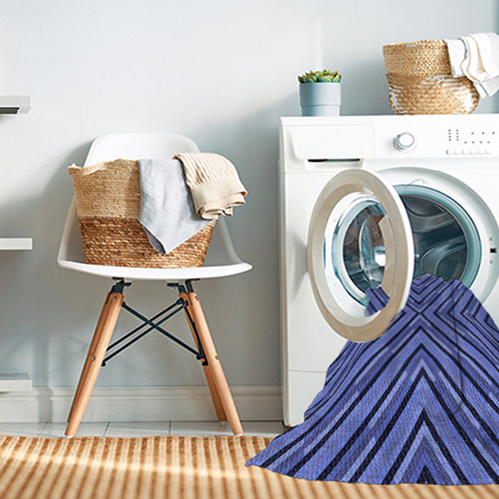 Machine Washable Transitional Sky Blue Rug in a Washing Machine, wshpat1513blu