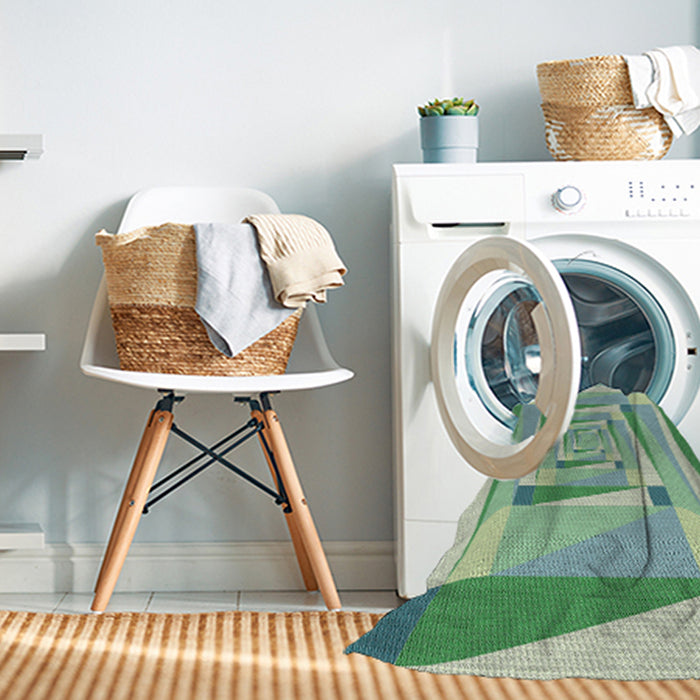 Machine Washable Transitional PaleGreen Rug in a Washing Machine, wshpat1514