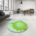 Round Patterned Green Rug in a Office, pat1519grn