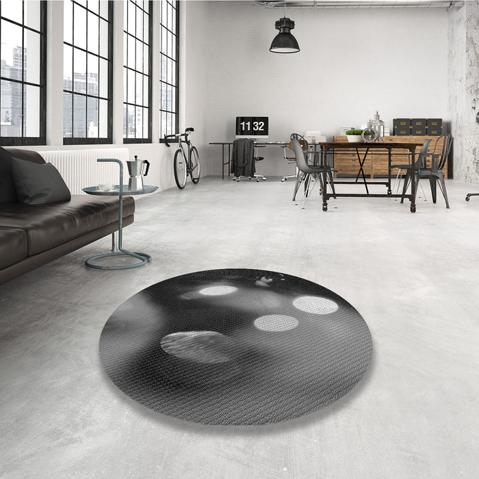 Round Patterned Charcoal Black Rug in a Office, pat153gry