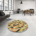 Round Patterned Light Brown Rug in a Office, pat1533brn