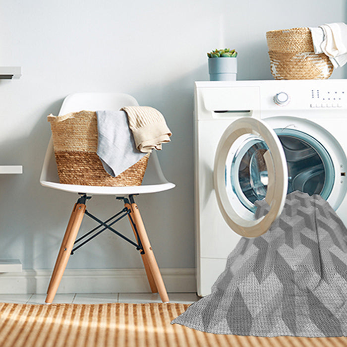 Machine Washable Transitional Platinum Silver Gray Rug in a Washing Machine, wshpat1534gry