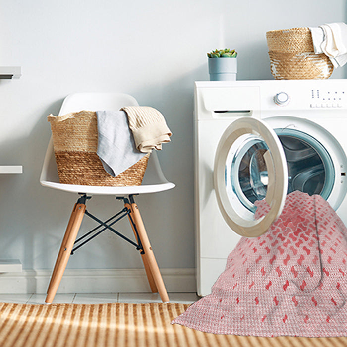 Machine Washable Transitional Pastel Red Pink Rug in a Washing Machine, wshpat1537rd