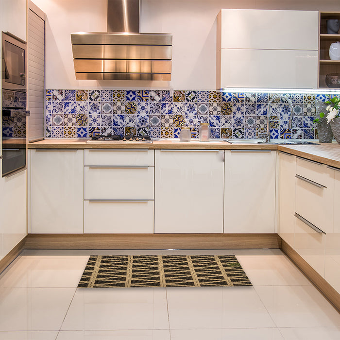Patterned Bronze Brown Rug in a Kitchen, pat1539brn
