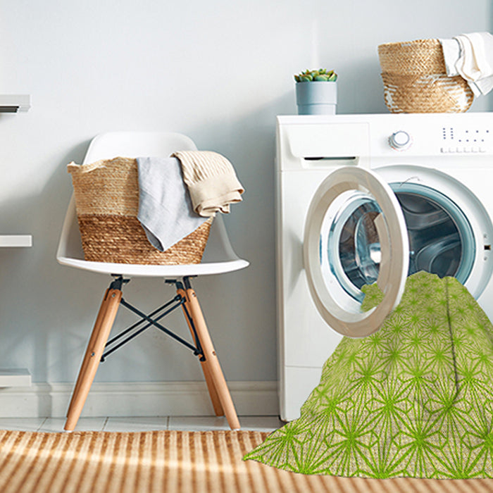 Machine Washable Transitional Green Rug in a Washing Machine, wshpat1544yw