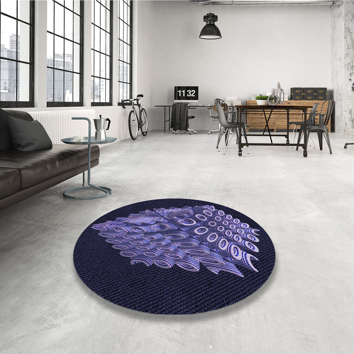Round Patterned Night Blue Rug in a Office, pat1550blu