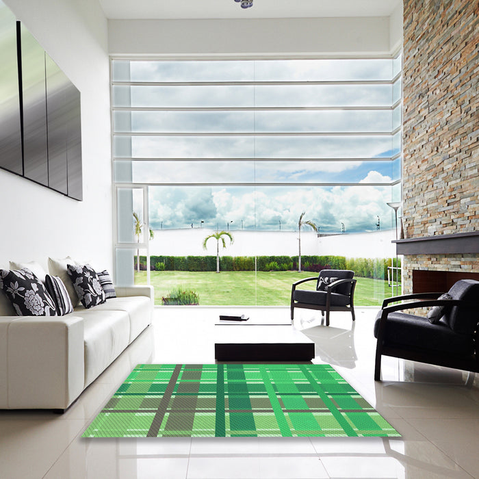 Square Patterned Clover Green Rug in a Living Room, pat1553grn