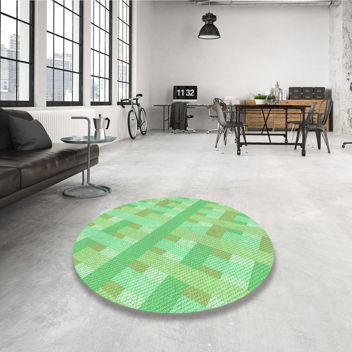 Round Patterned Jade Green Rug in a Office, pat1556grn