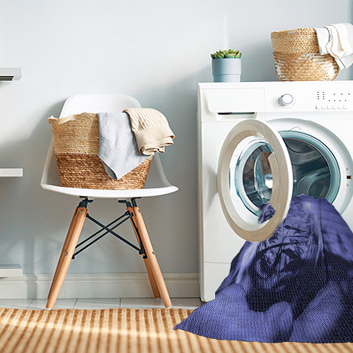 Machine Washable Transitional Light Slate Blue Rug in a Washing Machine, wshpat1563blu