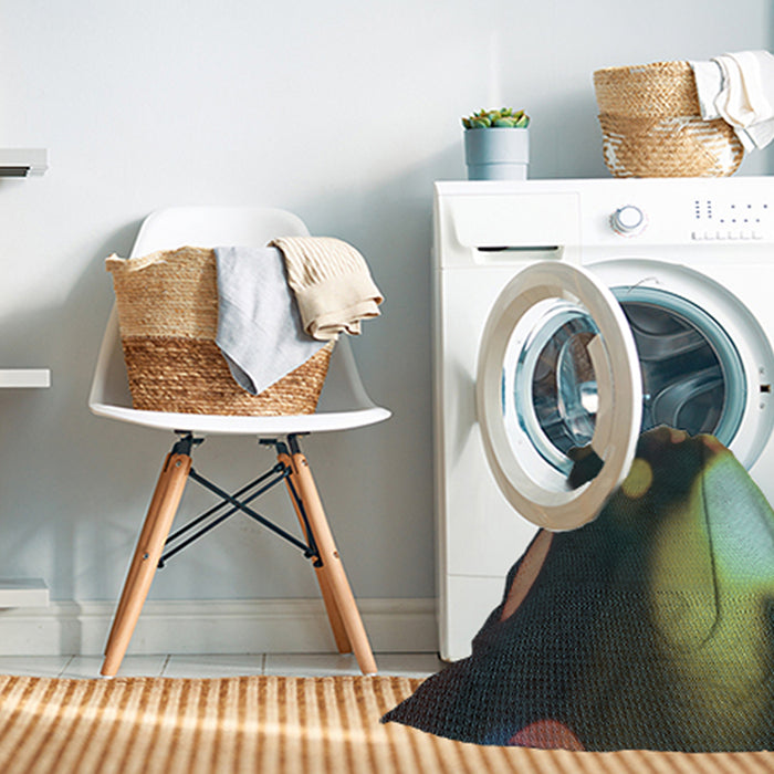 Machine Washable Transitional Charcoal Black Rug in a Washing Machine, wshpat157lblu