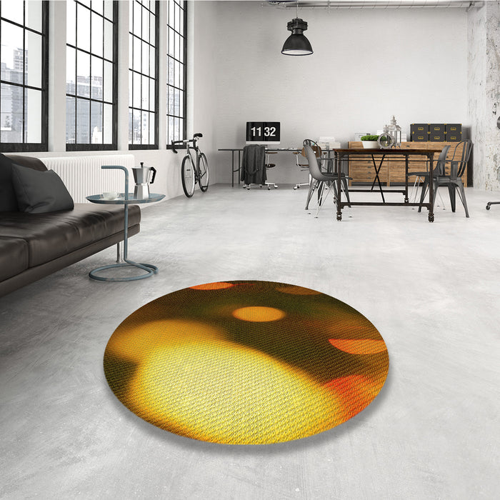 Round Patterned Red Rug in a Office, pat157yw