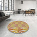 Round Machine Washable Transitional Brown Gold Rug in a Office, wshpat1572