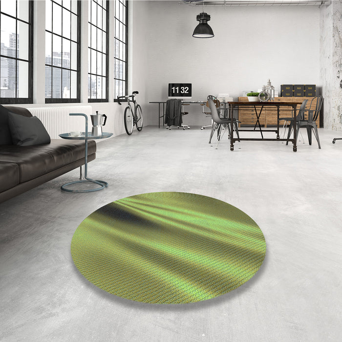 Round Patterned Yellow Green Rug in a Office, pat1582lblu
