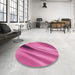 Round Patterned Pink Rug in a Office, pat1582pur