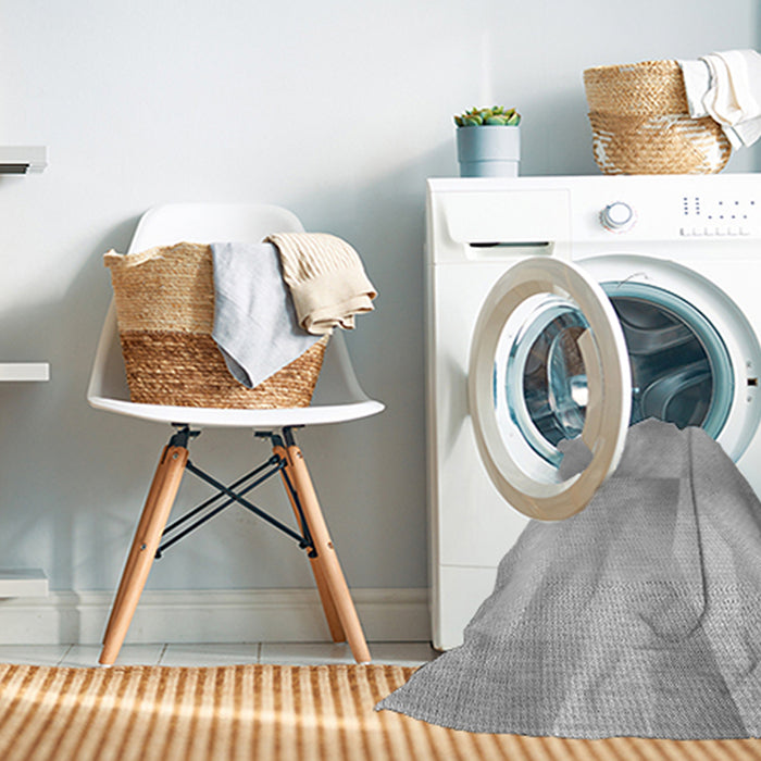 Machine Washable Transitional Platinum Silver Gray Rug in a Washing Machine, wshpat1587gry