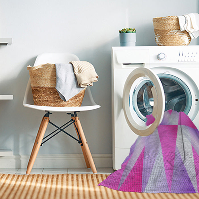 Machine Washable Transitional Mauve Purple Rug in a Washing Machine, wshpat1587