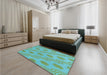 Patterned Medium Sea Green Rug in a Bedroom, pat159lblu