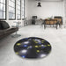 Round Machine Washable Transitional Midnight Gray Rug in a Office, wshpat15