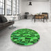 Round Patterned Green Rug in a Office, pat16grn