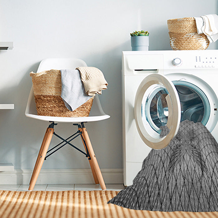 Machine Washable Transitional Cloud Gray Rug in a Washing Machine, wshpat1601gry