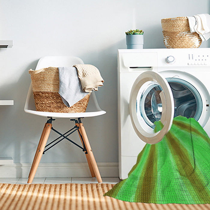 Machine Washable Transitional Neon Green Rug in a Washing Machine, wshpat1602grn