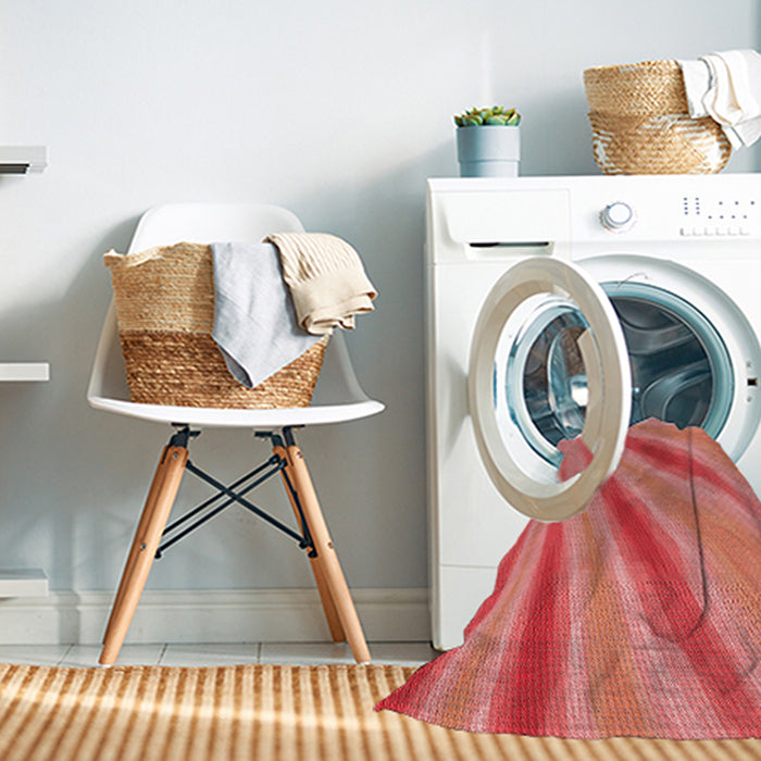 Machine Washable Transitional Fire Red Rug in a Washing Machine, wshpat1602rd