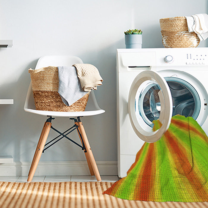 Machine Washable Transitional Green Rug in a Washing Machine, wshpat1602yw