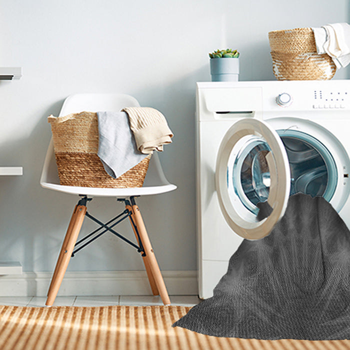 Machine Washable Transitional Silver Gray Rug in a Washing Machine, wshpat1603gry