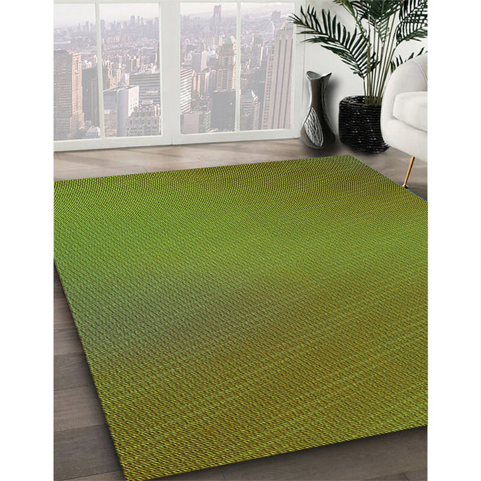 Patterned Oak Brown Rug in Family Room, pat161grn