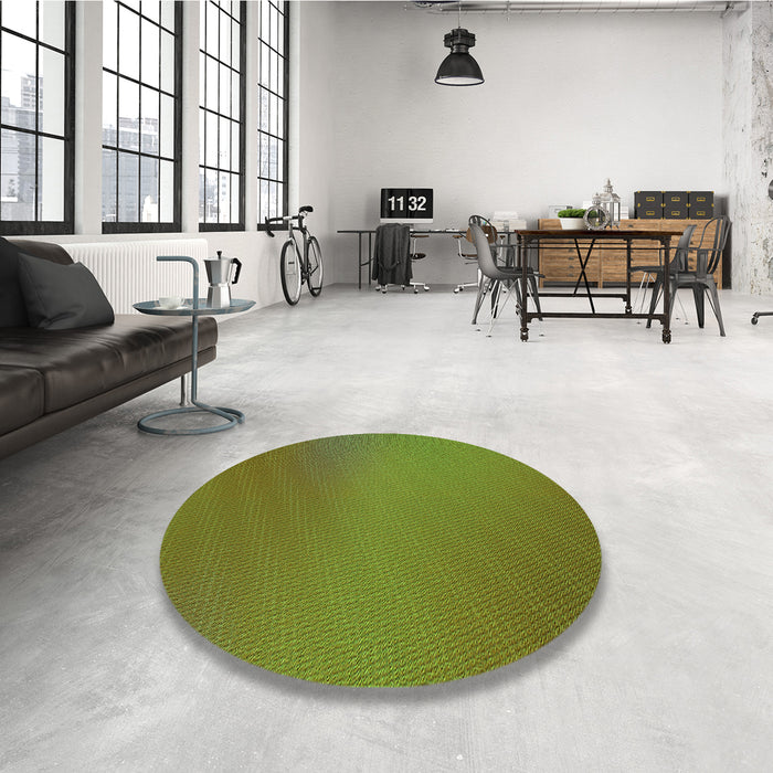 Round Patterned Oak Brown Rug in a Office, pat161grn