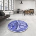 Round Patterned Blue Rug in a Office, pat1613blu