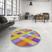 Round Patterned Raspberry Purple Abstract Machine Washable Rug in a Office, wshpat1617