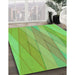 Machine Washable Transitional Emerald Green Rug in a Family Room, wshpat1618grn