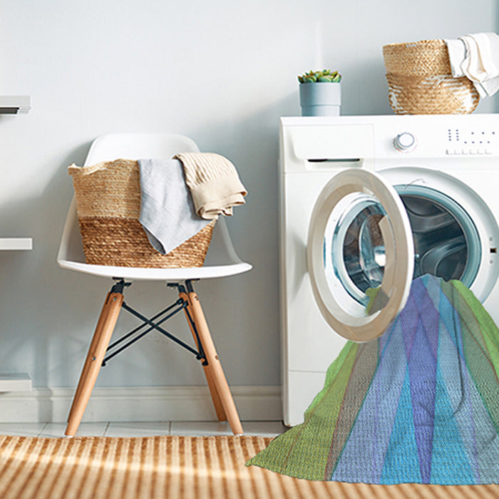 Machine Washable Transitional Green Rug in a Washing Machine, wshpat1618lblu
