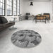 Round Patterned Gray Rug in a Office, pat162gry