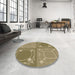 Round Patterned Oak Brown Rug in a Office, pat1632brn