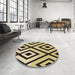 Round Patterned Milk Chocolate Brown Rug in a Office, pat1634brn