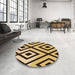 Round Patterned Bakers Brown Rug in a Office, pat1634org