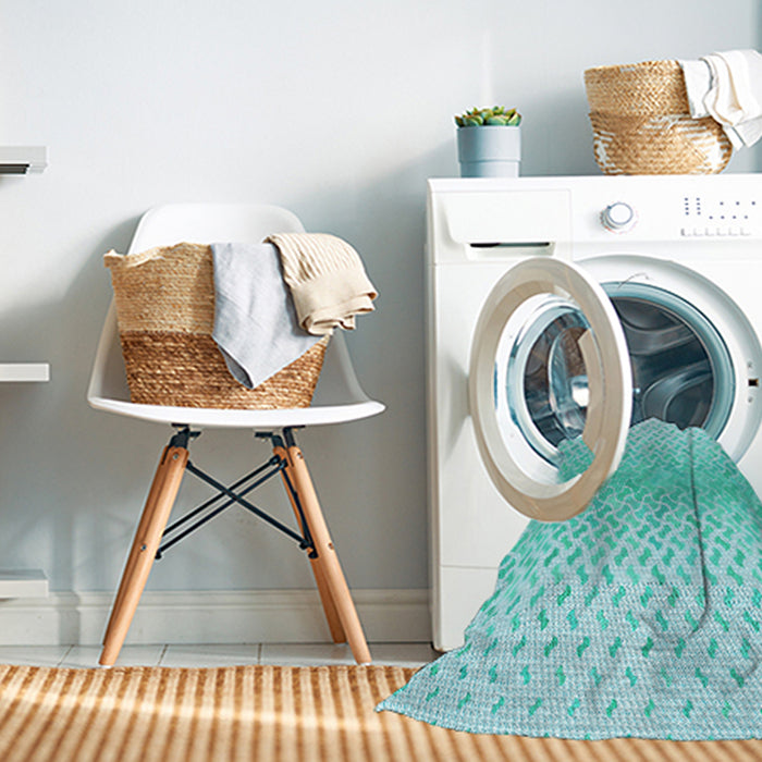 Machine Washable Transitional Diamond Blue Rug in a Washing Machine, wshpat1636lblu