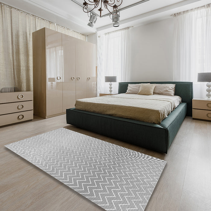 Patterned Platinum Silver Gray Rug in a Bedroom, pat1638gry
