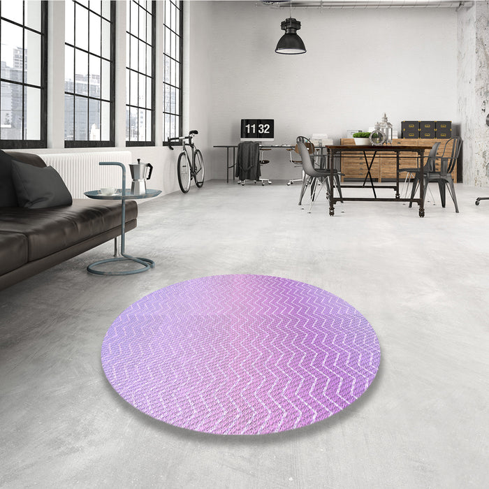Round Patterned Purple Rug in a Office, pat1638pur