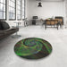 Round Patterned Mid Gray Novelty Rug in a Office, pat1639