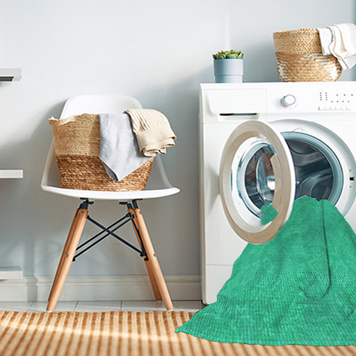 Machine Washable Transitional Spring Green Rug in a Washing Machine, wshpat1643lblu